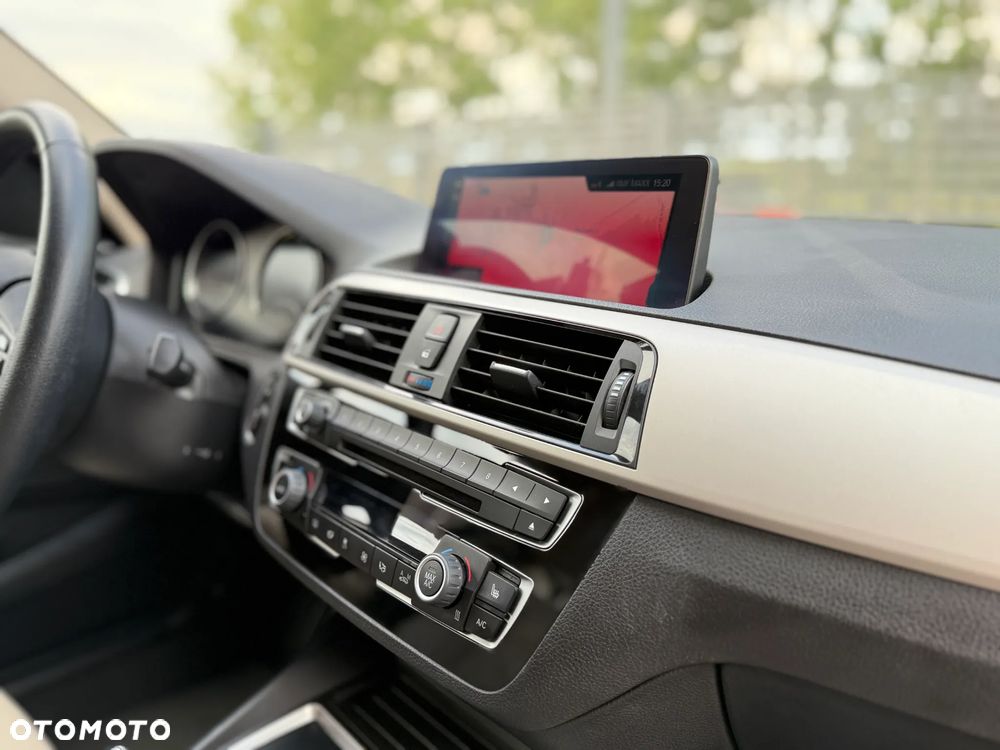 BMW Seria 1 - 25