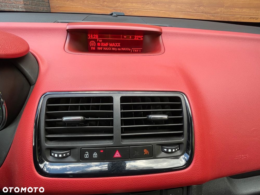 Opel Meriva 1.4 Color Edition - 29
