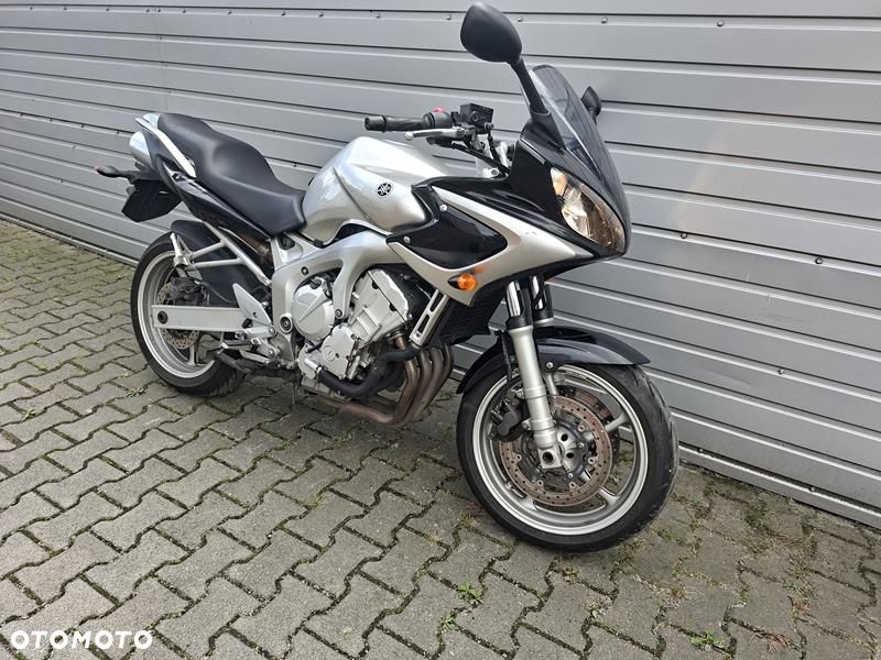 Yamaha FZ6 - 3