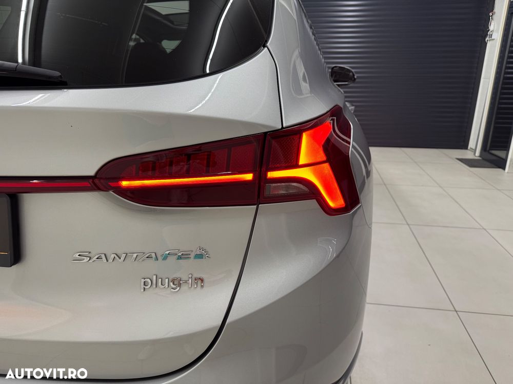 Hyundai Santa Fe 1.6 l 265 CP 4WD 6AT Luxury - 19