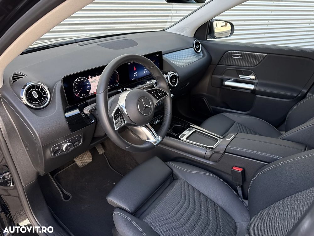 Mercedes-Benz GLA 180 7G-DCT Entry - 5