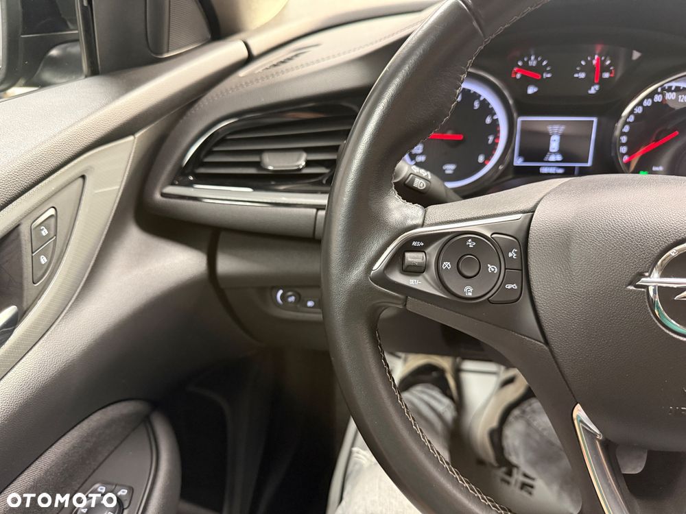 Opel Insignia - 16