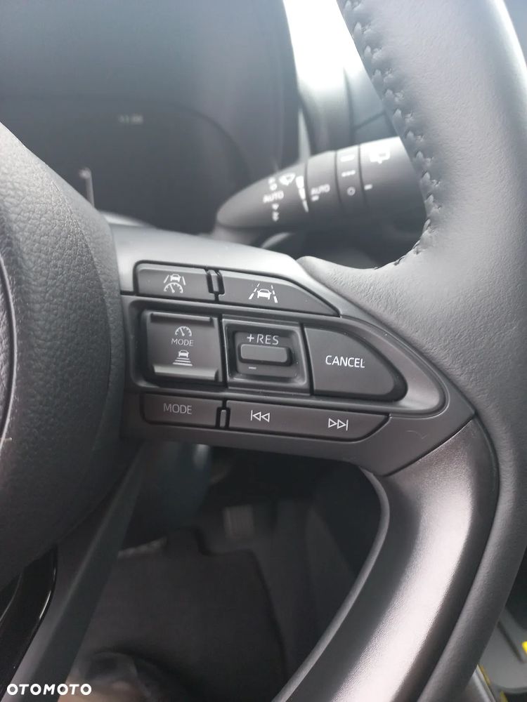 Toyota Yaris Hybrid 1.5 Style - 9