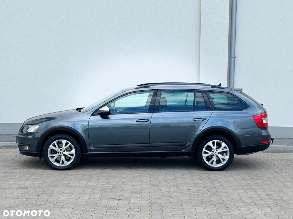 Skoda Octavia Scout 2.0 TDI 4x4 DSG - 15