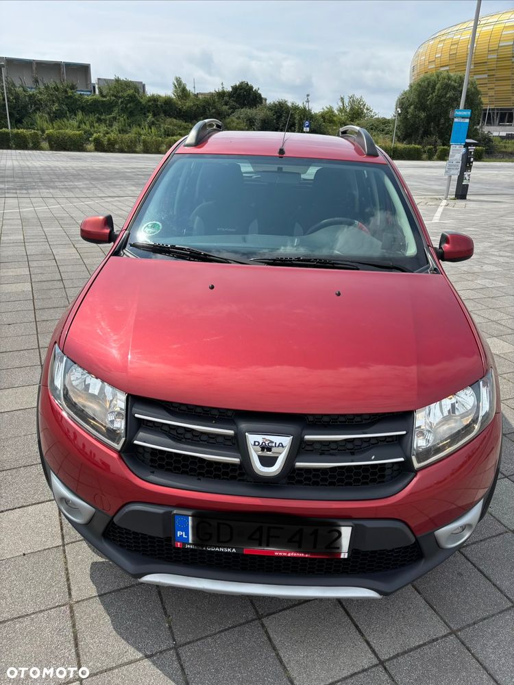 Dacia Sandero TCe 90 Celebration - 11