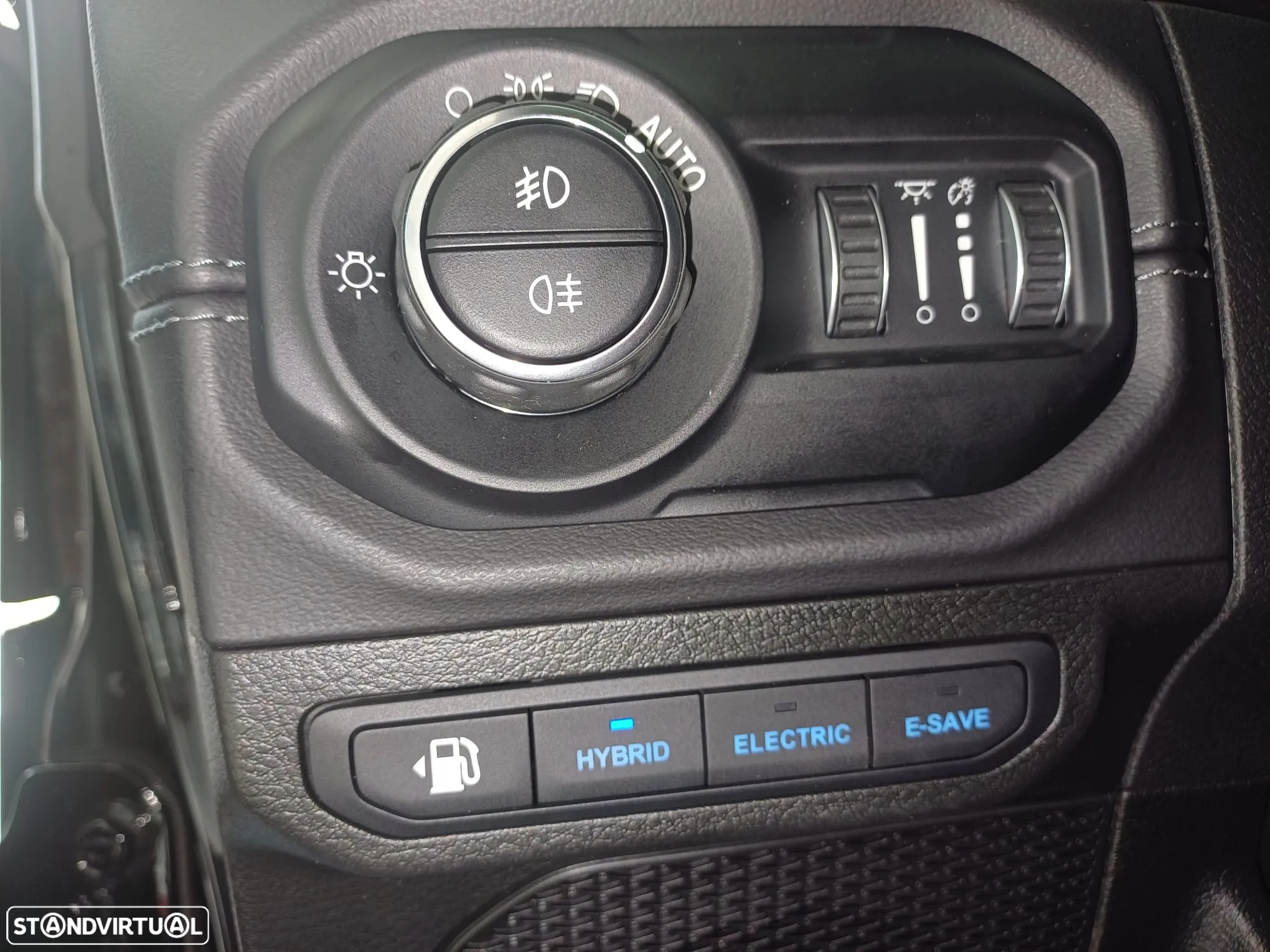 Jeep Wrangler - 19