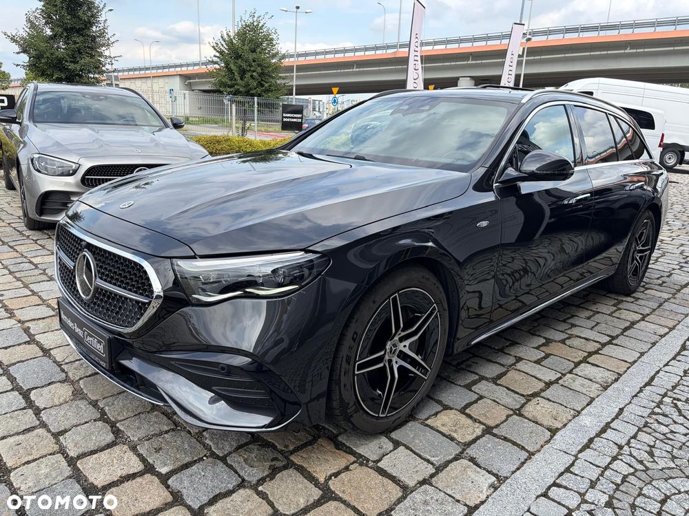 Mercedes-Benz Klasa E 300 de PHEV 4-Matic AMG 9G-Tronic - 3