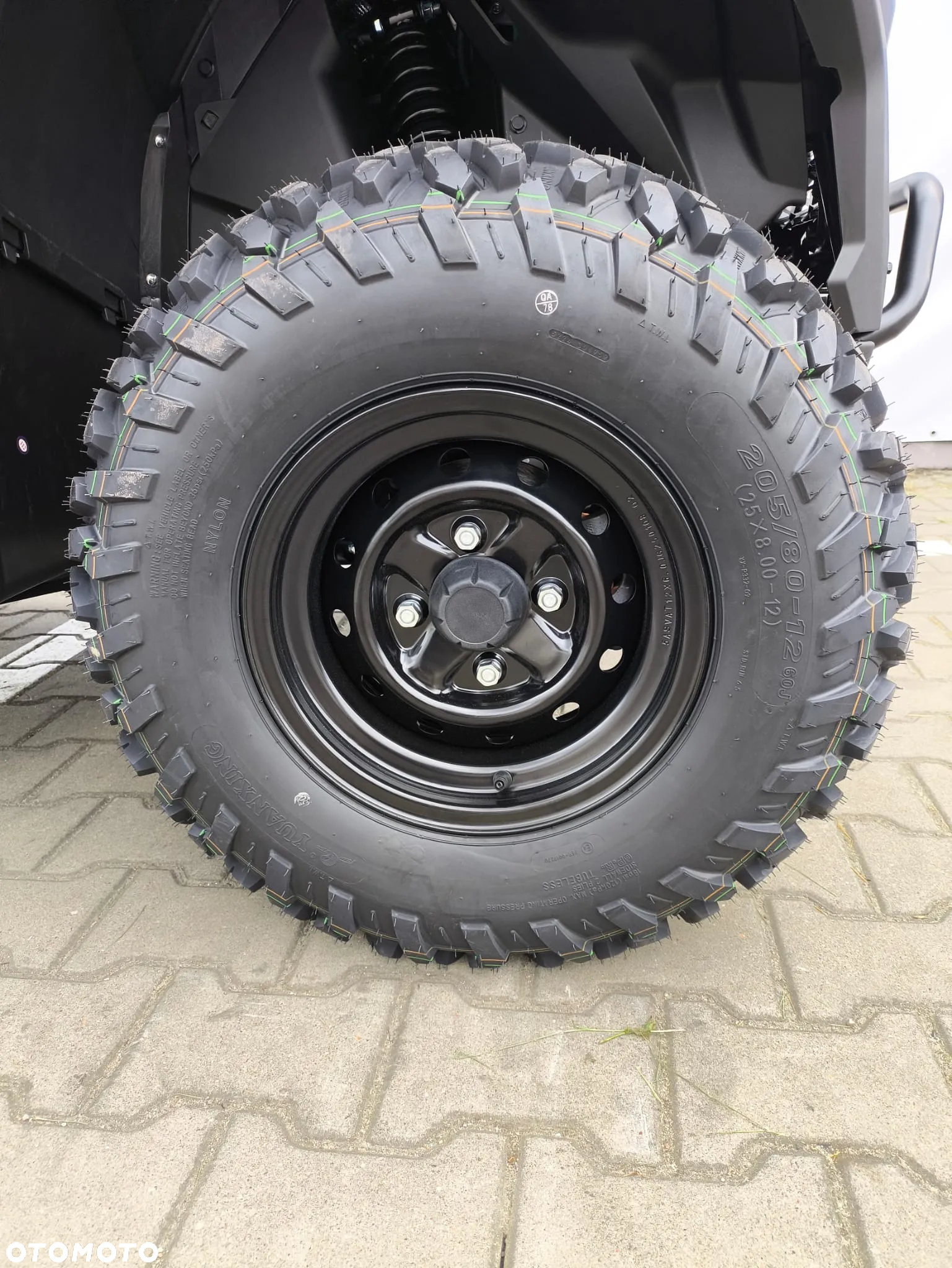 CFMoto CForce - 8