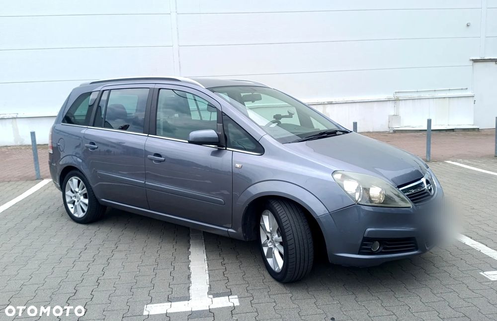 Opel Zafira 1.8 Enjoy - 4