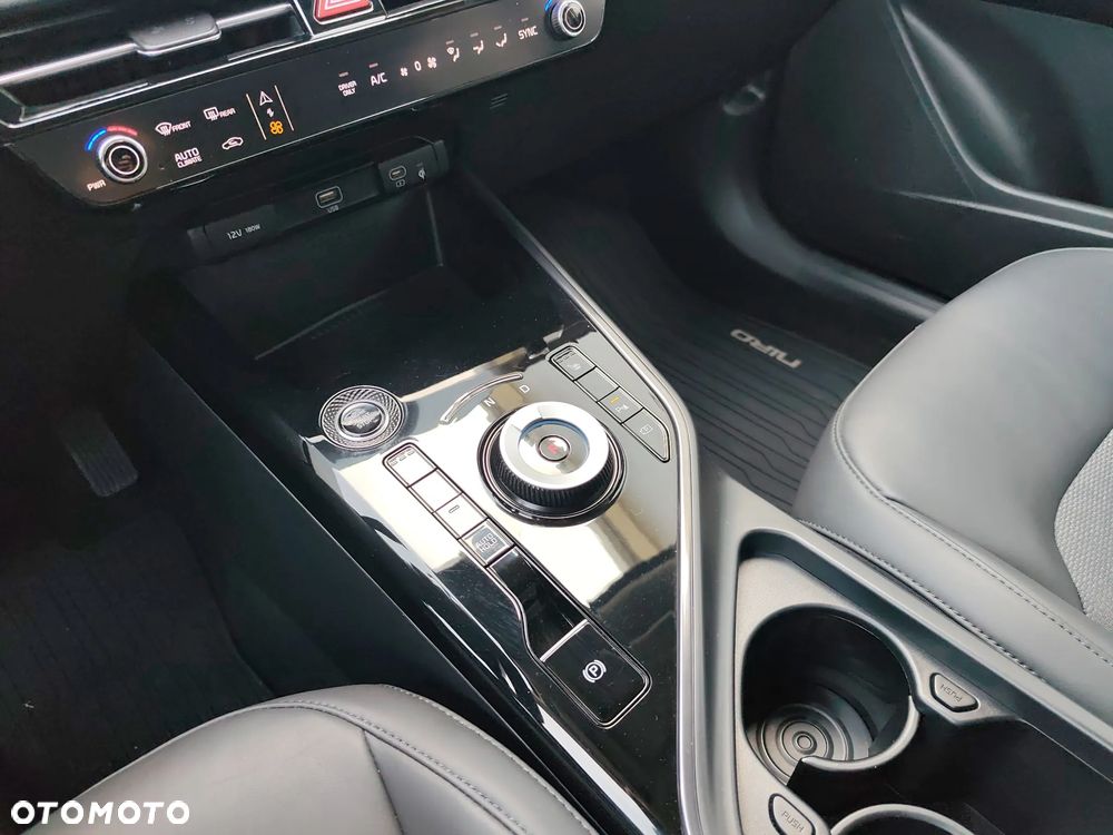 Kia Niro 1.6 GDI Hybrid Business Line - 16