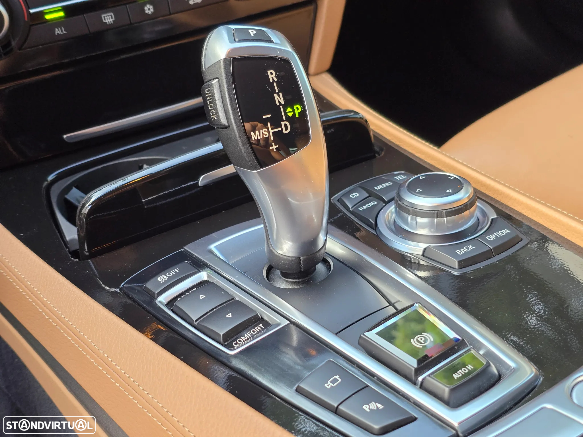 BMW 740 d Pack M - 14