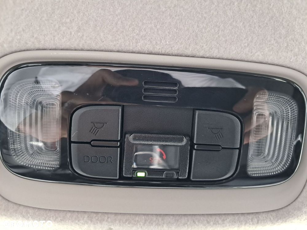 Toyota Yaris Cross Hybrid 1.5 Comfort - 27