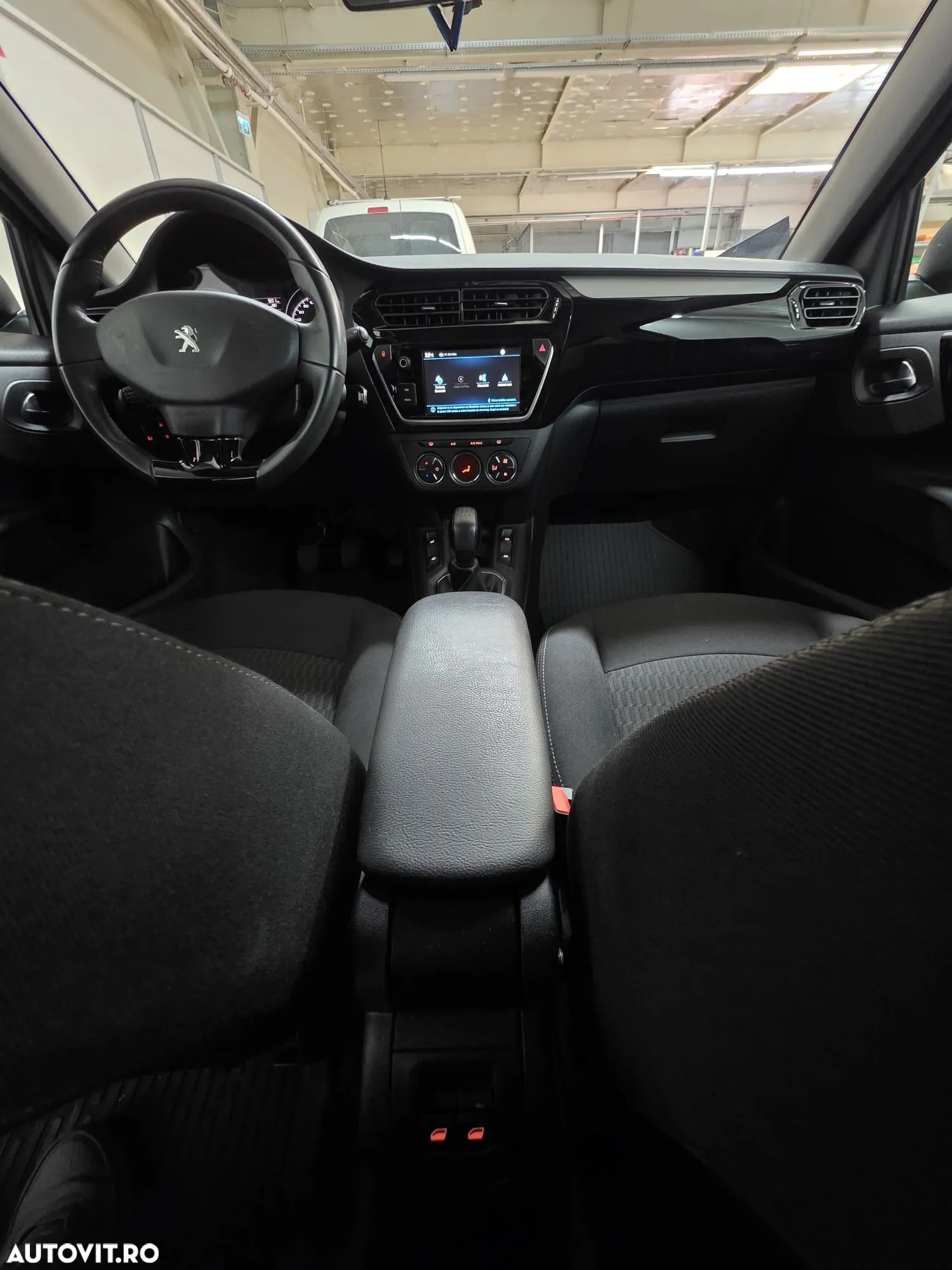 Peugeot 301 - 15