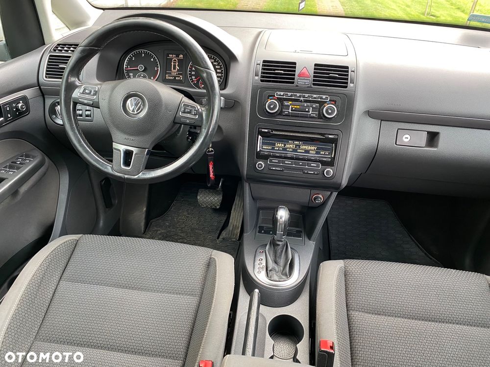 Volkswagen Touran 1.6 TDI DPF Comfortline DSG - 11