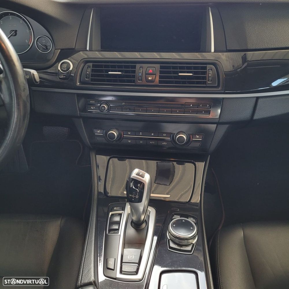 BMW 518 d Line Luxury Auto - 12