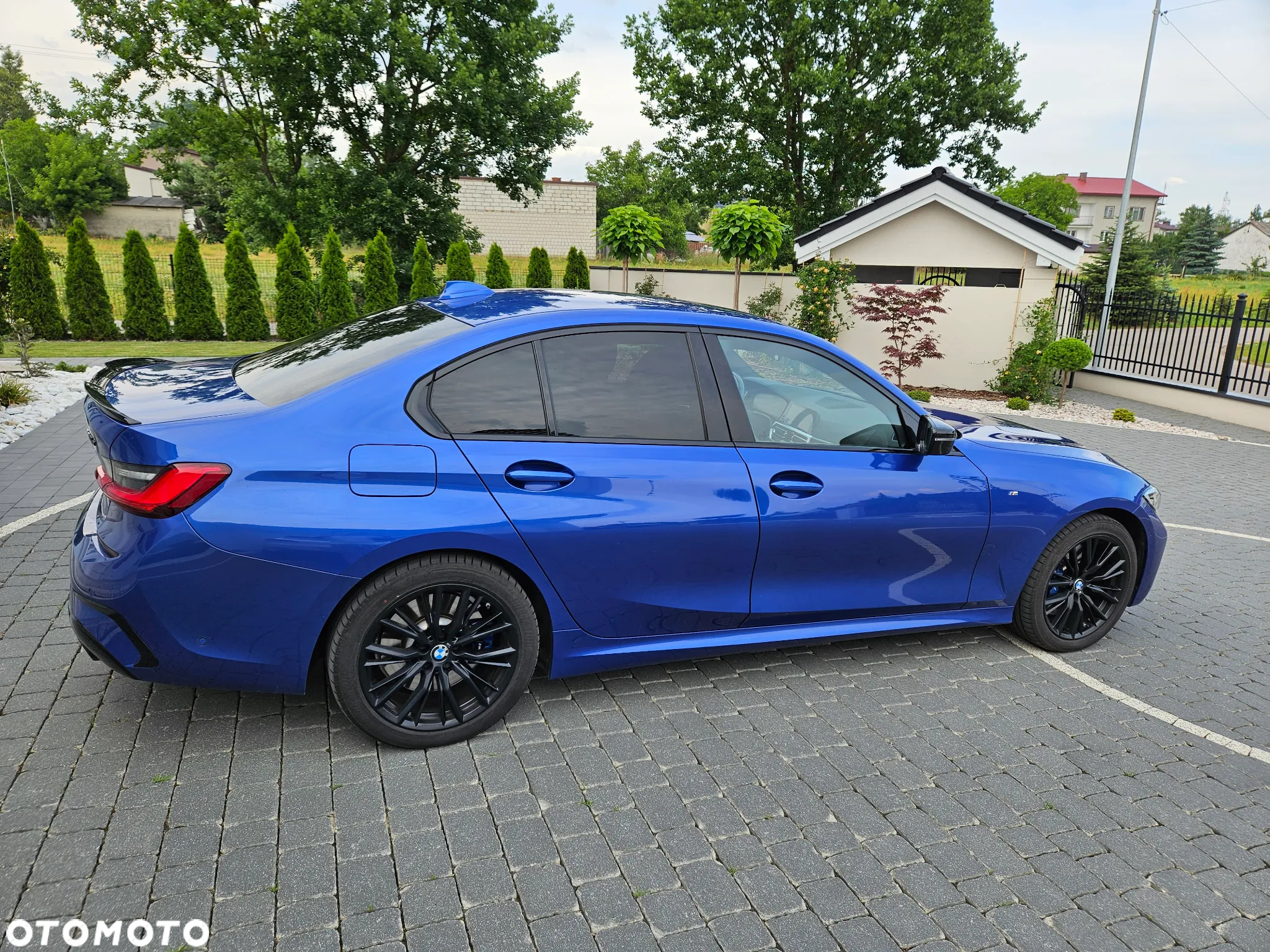 BMW Seria 3 330e M Sport sport - 2