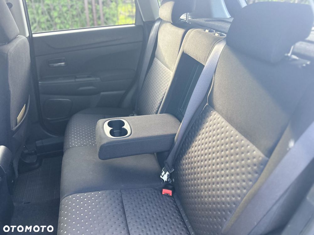 Mitsubishi ASX 1.8 DI-D 2WD Intense - 13