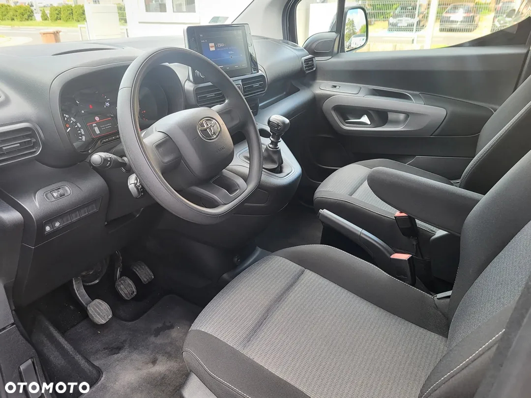 Toyota Proace City Verso 1.5 D-4D Business - 10