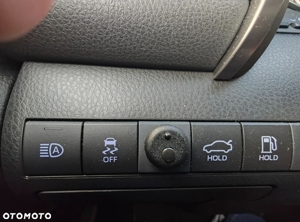 Toyota Camry 2.5 Hybrid Executive CVT - 10