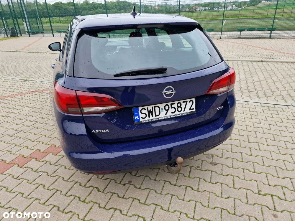 Opel Astra IV 1.6 CDTI Essentia - 5