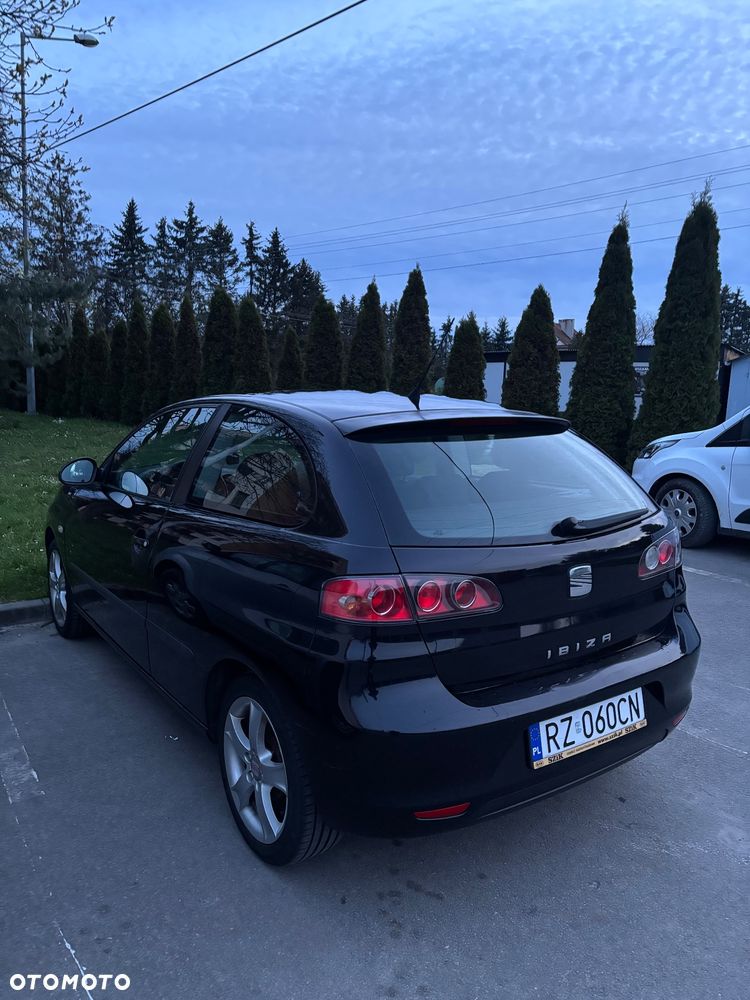 Seat Ibiza SC 1.4 16V Sport - 5