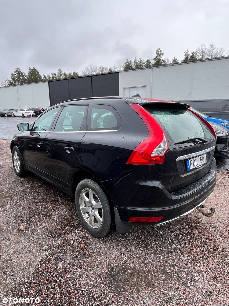 Volvo XC 60 D4 AWD R-Design Summum - 3