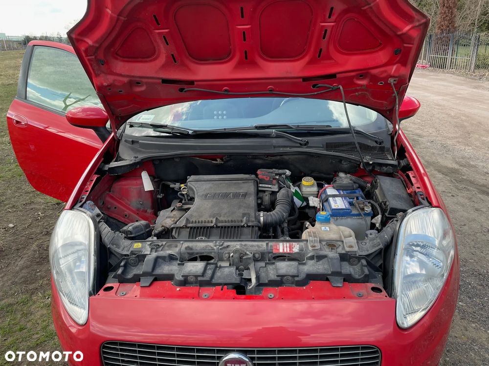 Fiat Grande Punto - 4