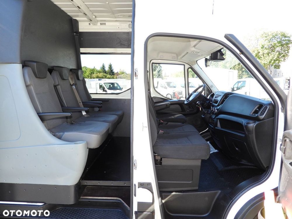 Iveco DAILY 35C17 FURGON BRYGADÓWKA 6 MIEJSC TEMPOMAT BLIŹNIACZE KOŁA KLIMATYZACJA  170KM - 37