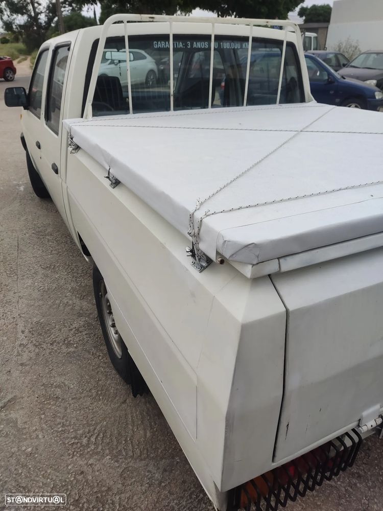 Nissan D21 Cabine Dupla (6 Lugares) – 1991 – Para Restauro - 1