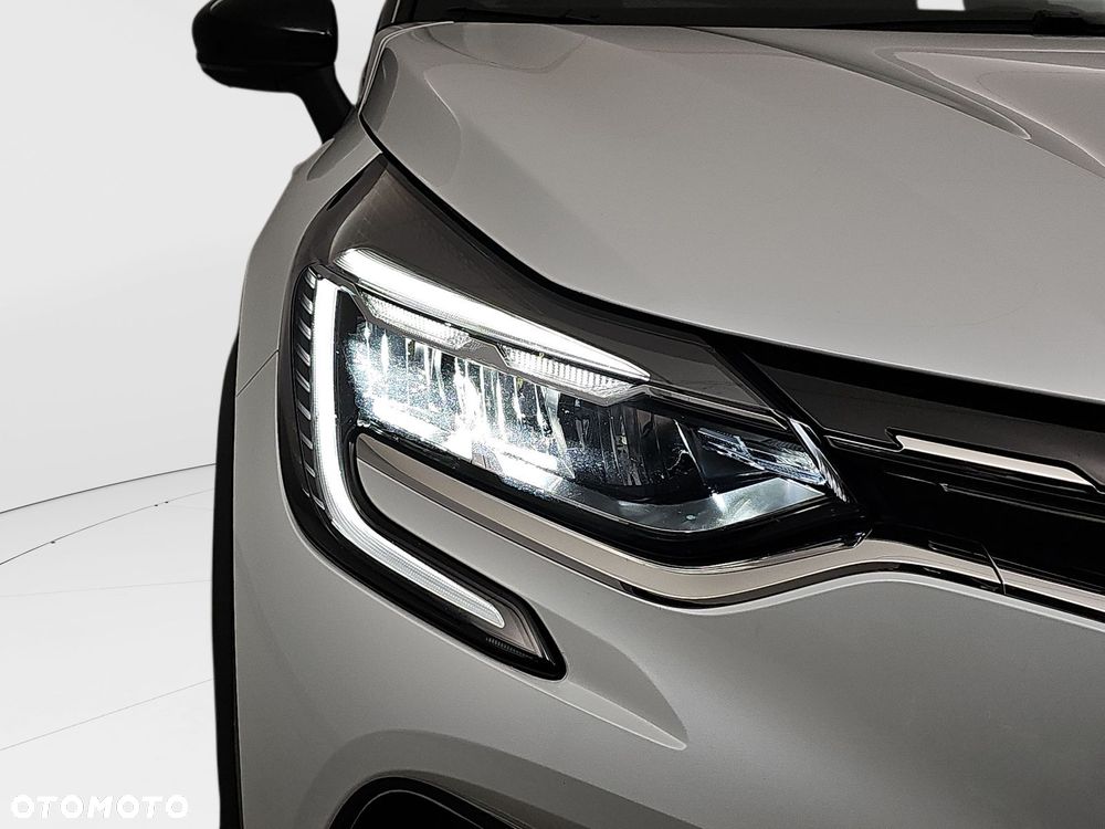Renault Captur - 36