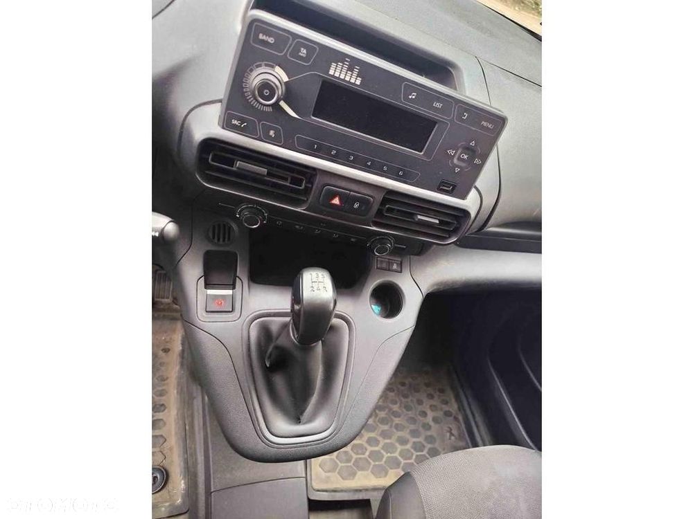 Peugeot Partner - 21