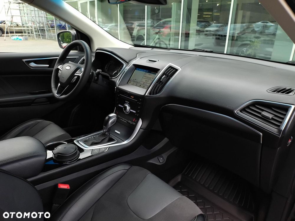 Ford Edge - 33