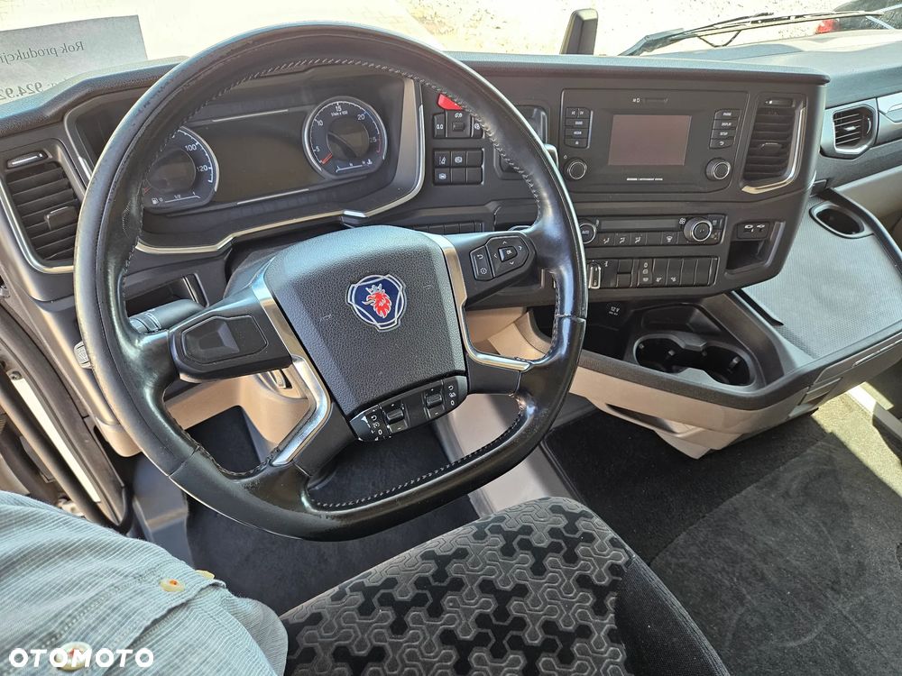 Scania R320 - 8
