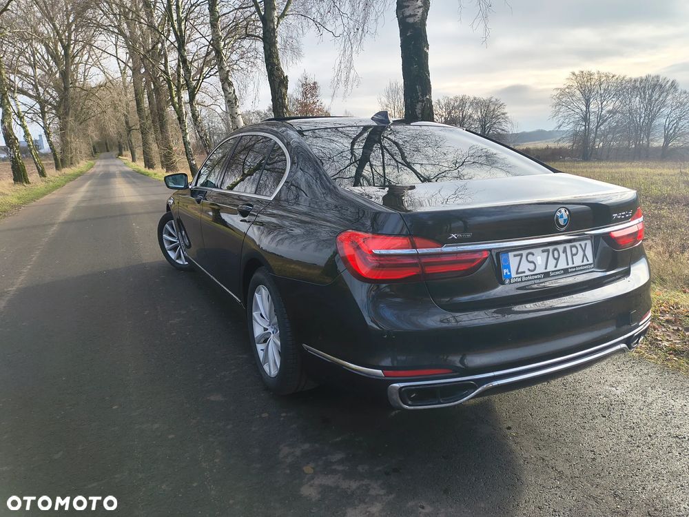 BMW Seria 7 ver-740ld-xdrive - 12
