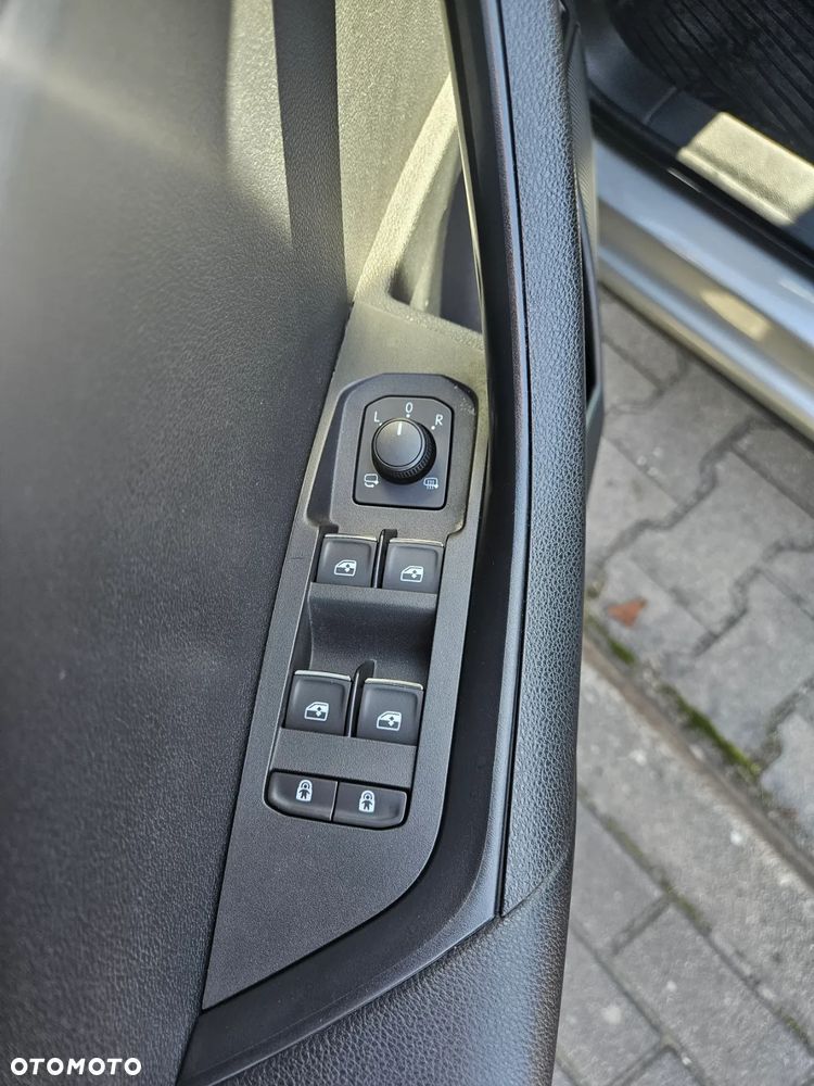 Skoda Karoq 1.0 TSI 4x2 Style DSG - 18