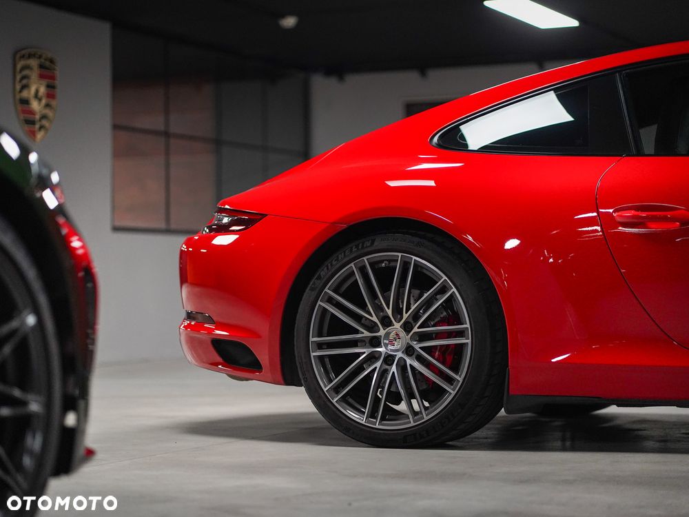 Porsche 911 Carrera S PDK - 5