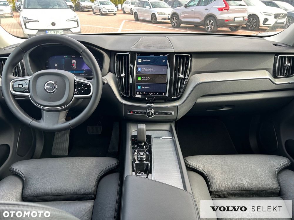 Volvo XC 60 B5 B AWD Plus Dark - 12