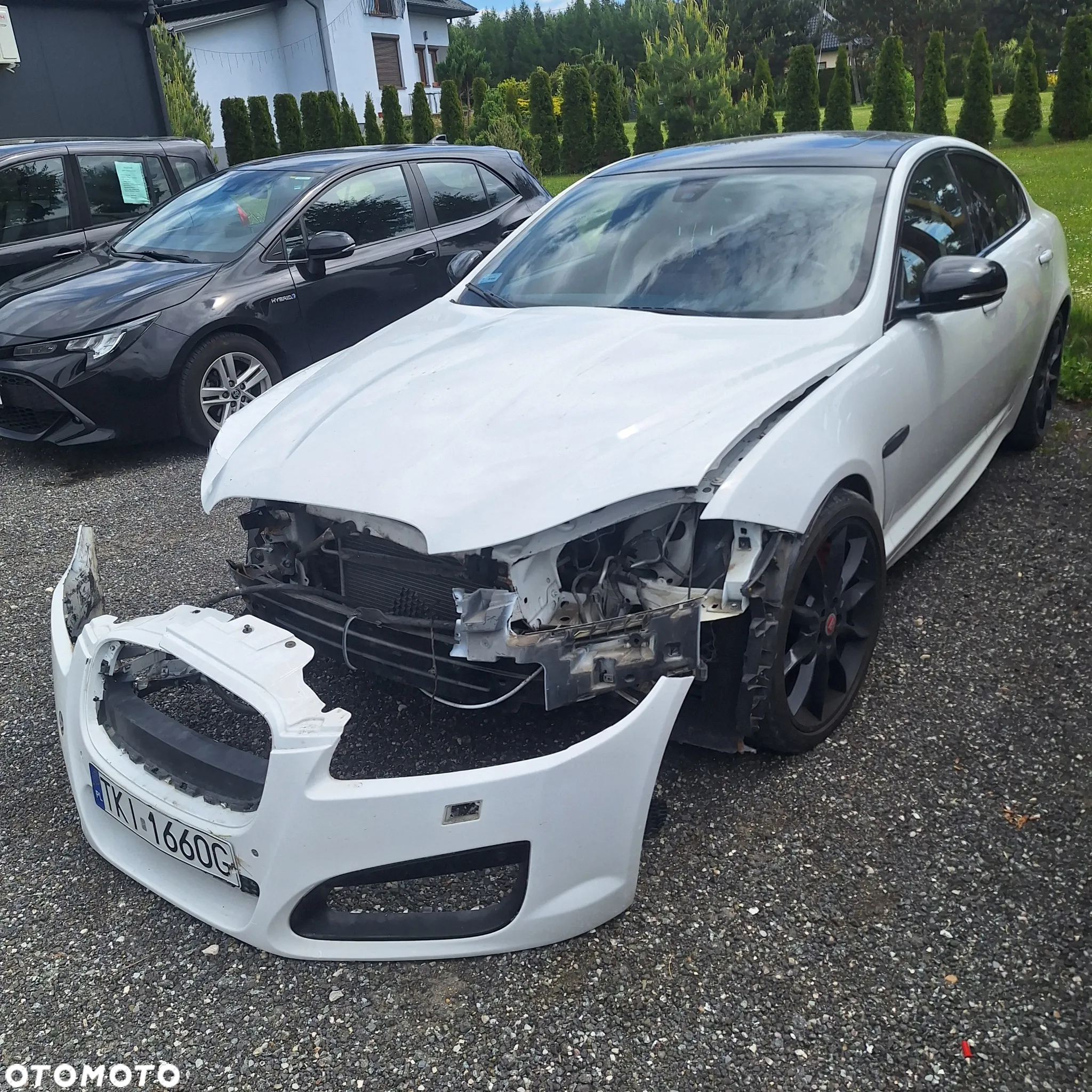 Jaguar XF XFR - 5