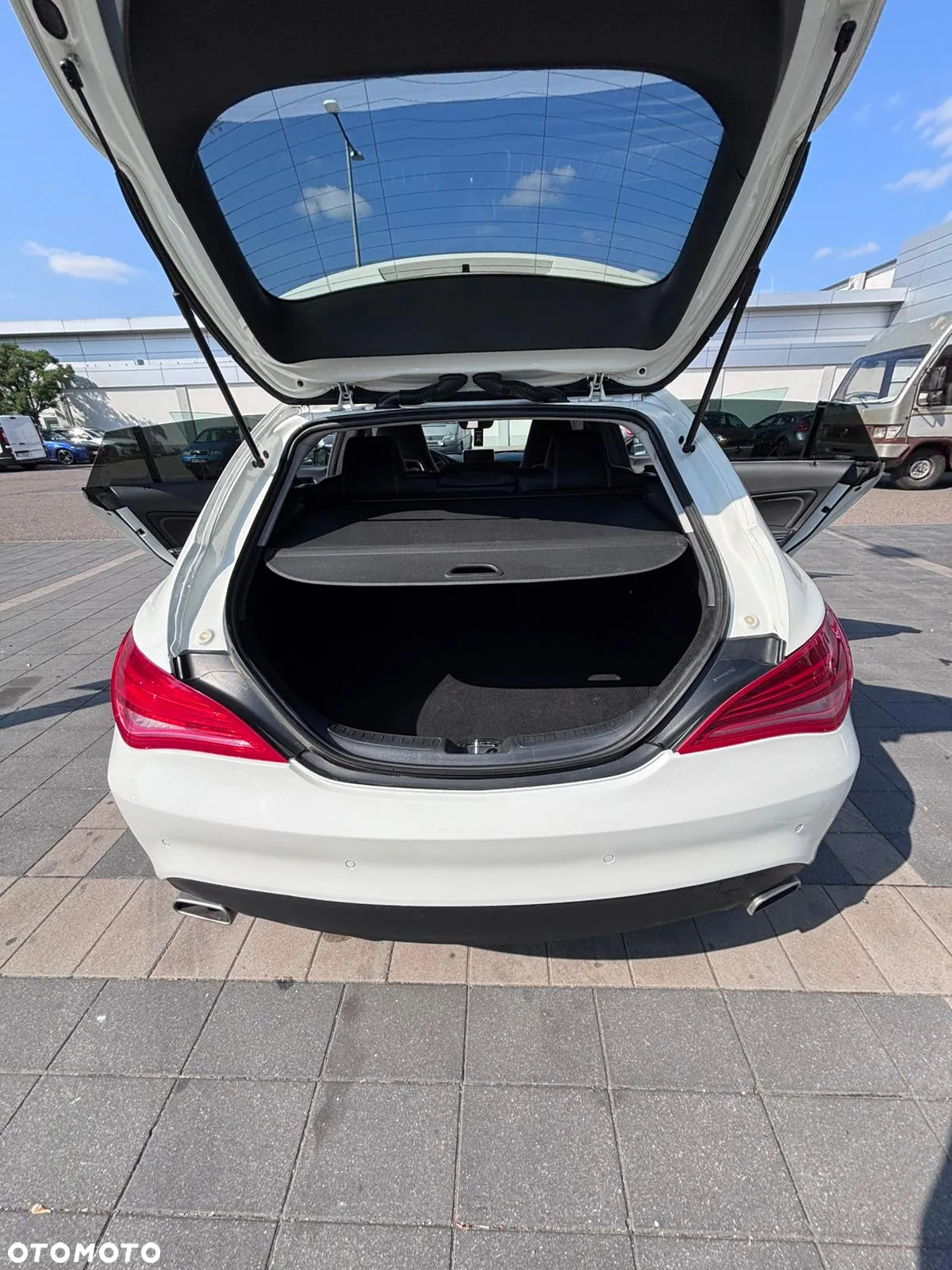 Mercedes-Benz CLA 180 d - 17