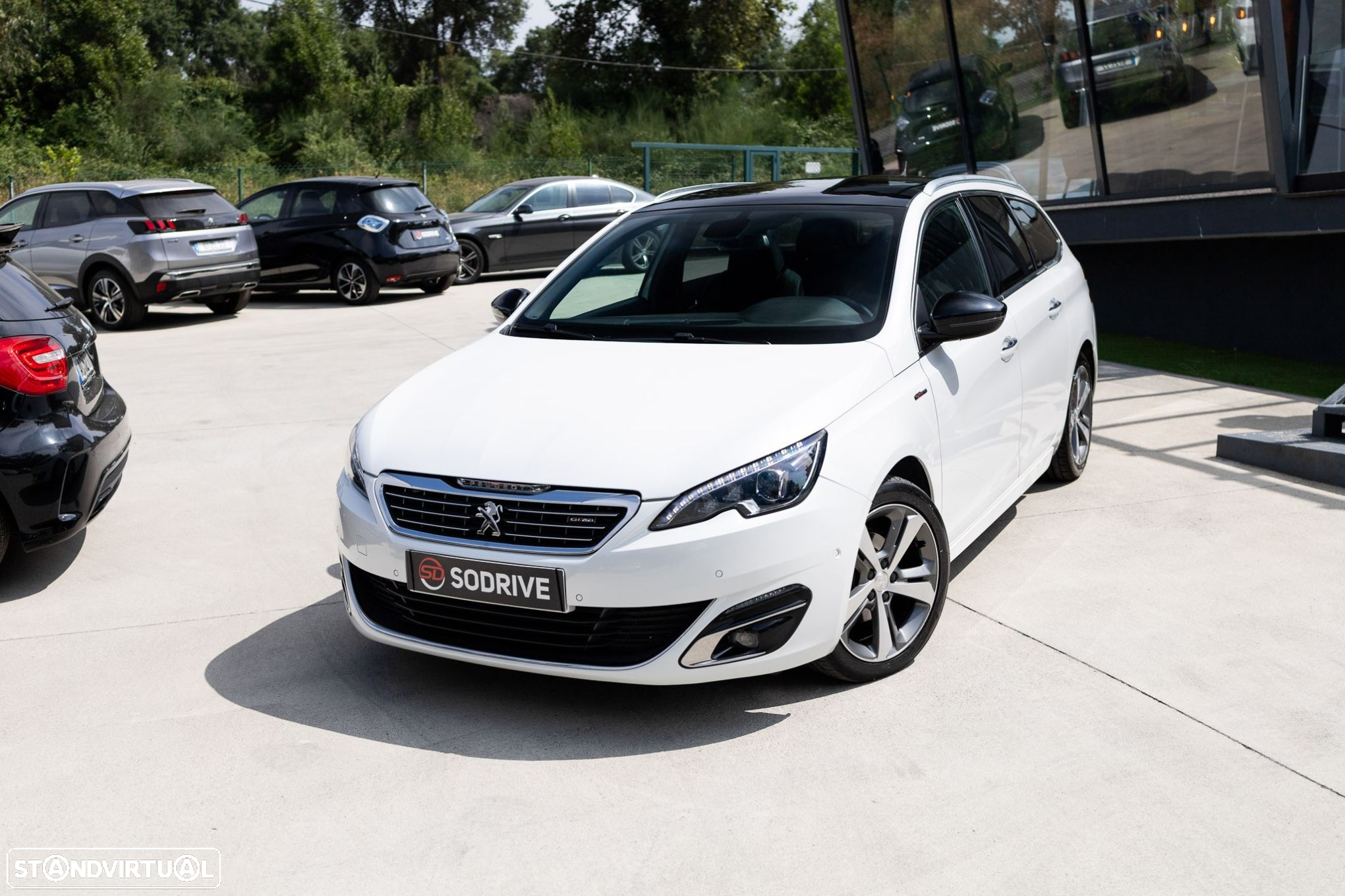 Peugeot 308 SW 1.6 BlueHDi GT Line - 4