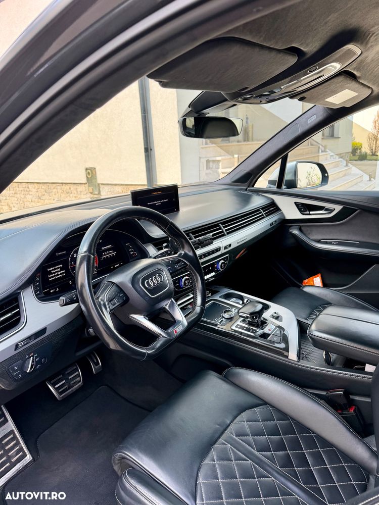 Audi SQ7 - 8