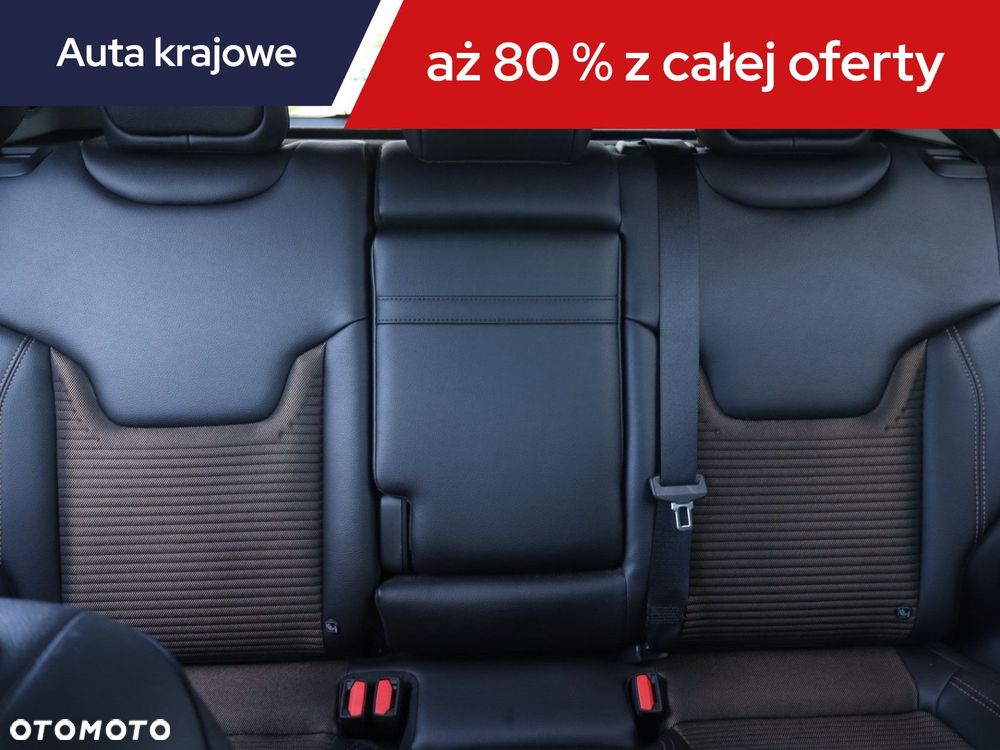Jeep Compass - 12