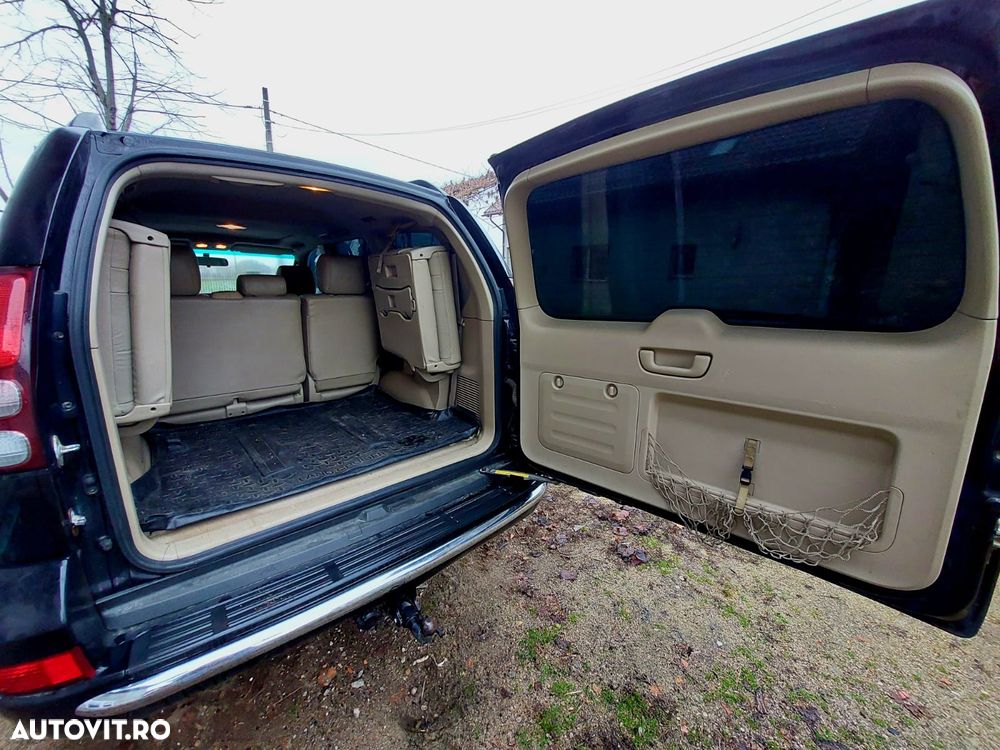 Toyota Land Cruiser - 5