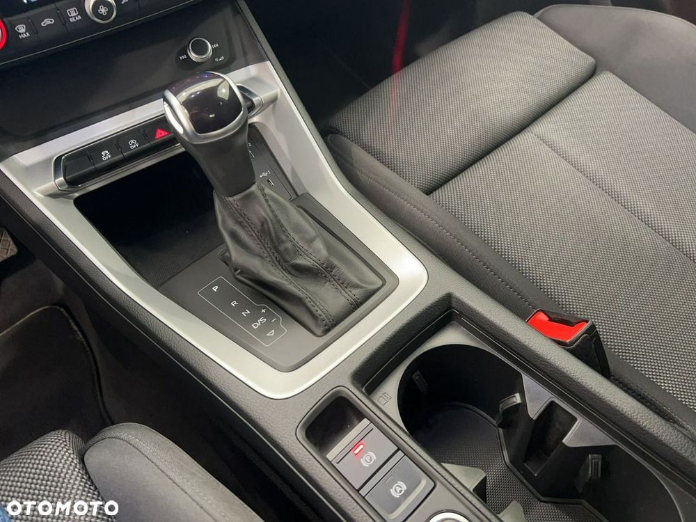 Audi Q3 35 TFSI mHEV S tronic - 19