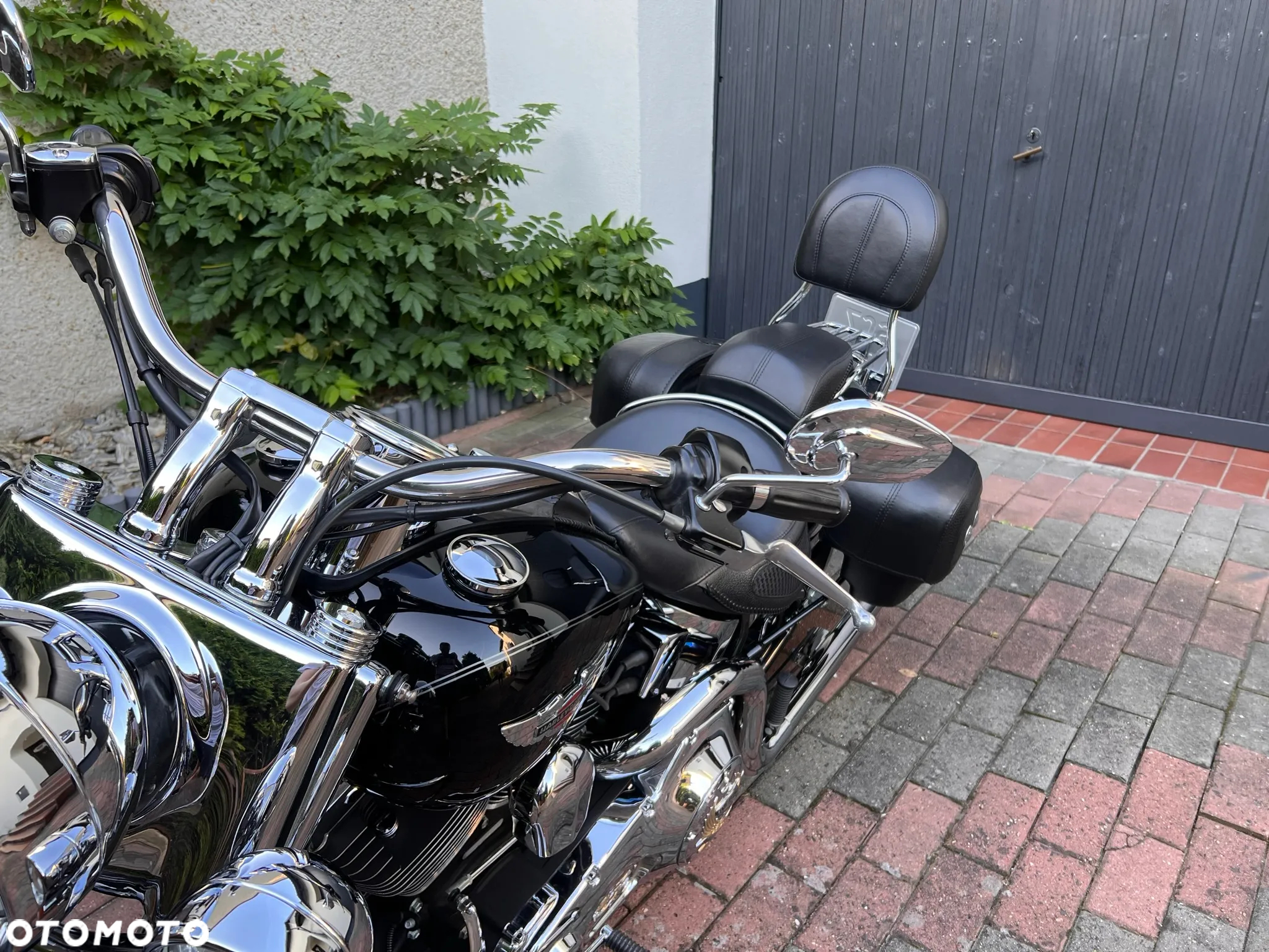 Harley-Davidson Softail Deluxe - 34