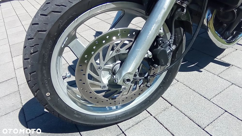 Honda VF - 3
