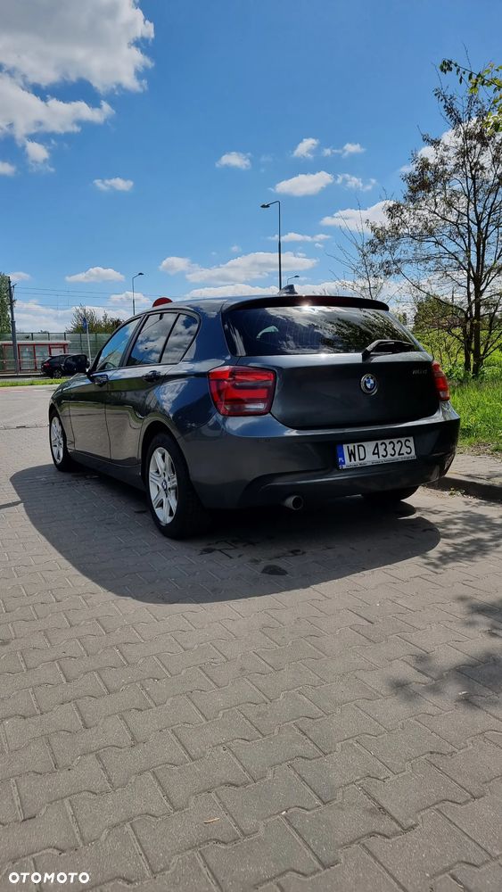 BMW Seria 1 116d - 2