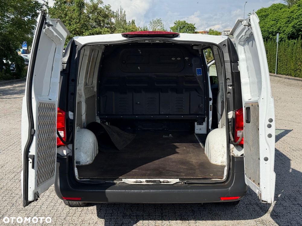 Mercedes-Benz Vito Tourer Base 447.701 - 25