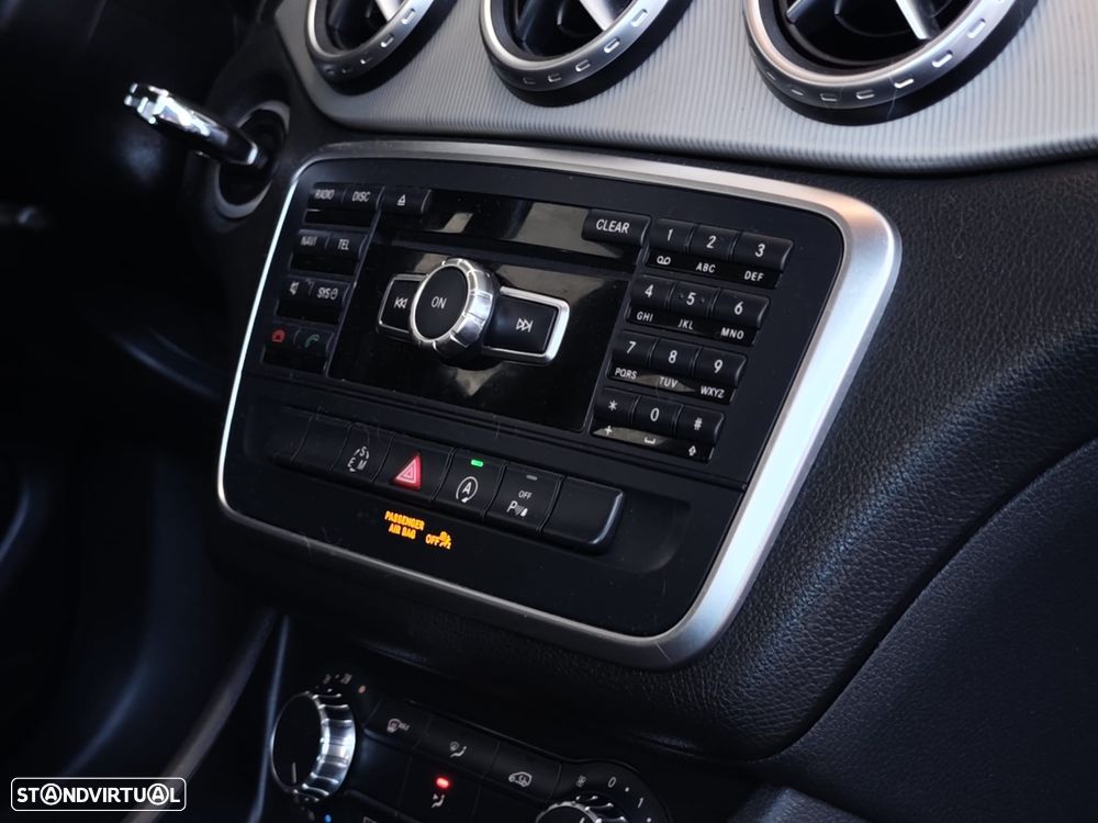 Mercedes-Benz GLA 200 (CDI) d 7G-DCT Urban - 48