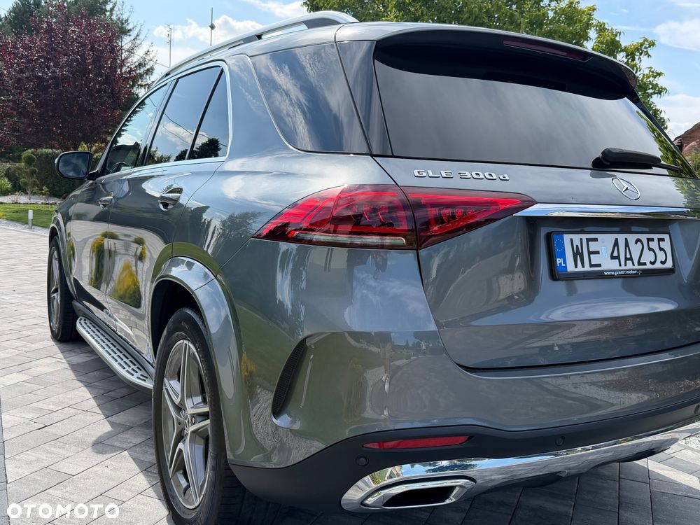 Mercedes-Benz GLE - 27